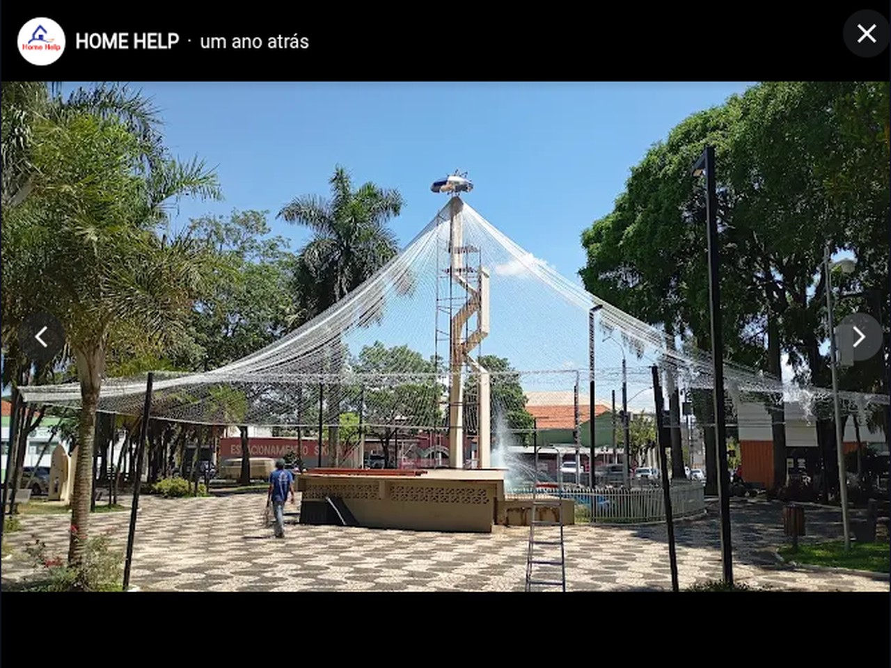 Iluminação de praça pública